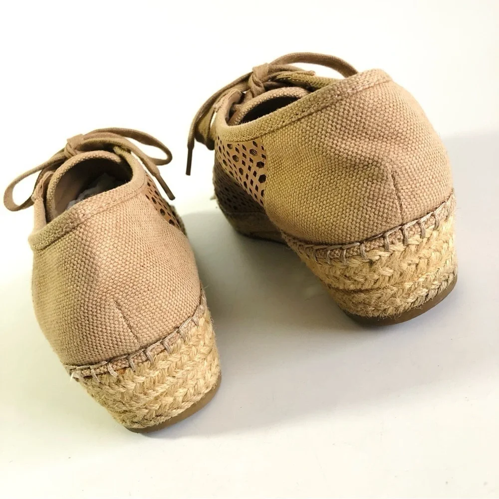 Bella Vita Clementine Perforated Espadrille Sneakers
